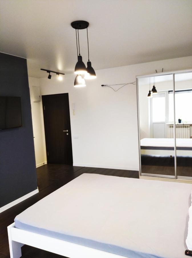 White Apartment Poltawa Exterior foto